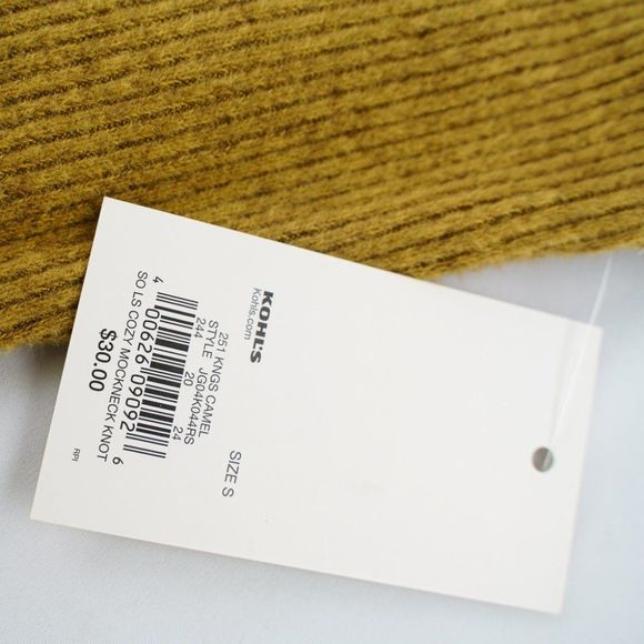 SO Women's Cozy Canvas Junior Knit Top V -neck Sweater  SIZE S | NEW - Picture 4 of 5